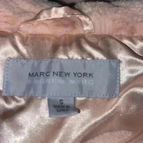 Andrew Marc New York faux fur pink vest small women’s - Picture 3 of 4